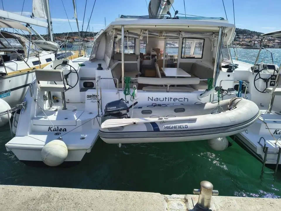 Nautitech 40 Open Kalea in Marina Hramina, Murter