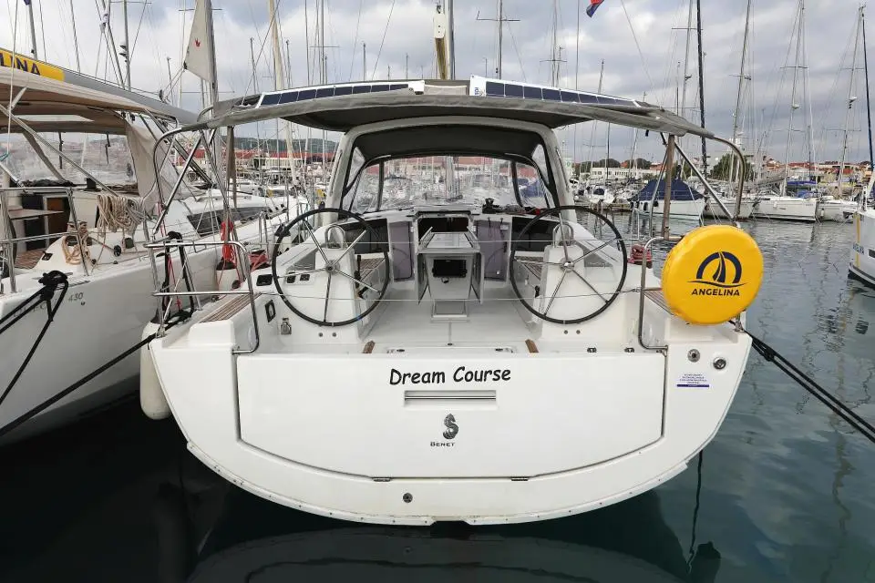 Oceanis 41.1 Dream Course in ACI Marina Vodice