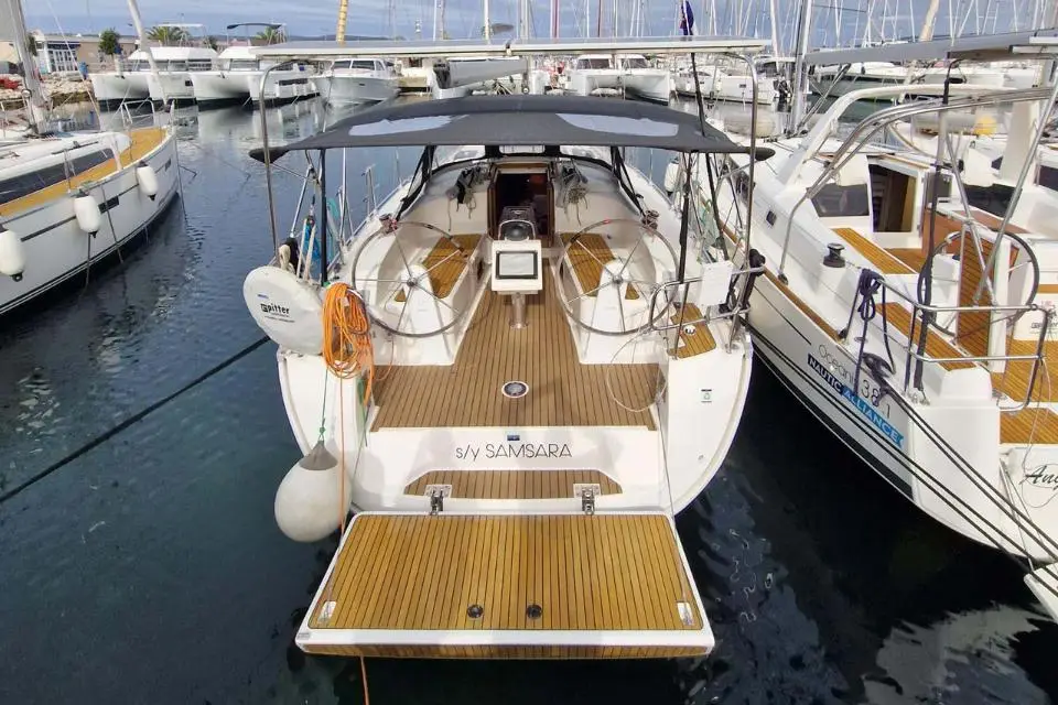 Bavaria Cruiser 37 Samsara in Marina Kornati, Biograd