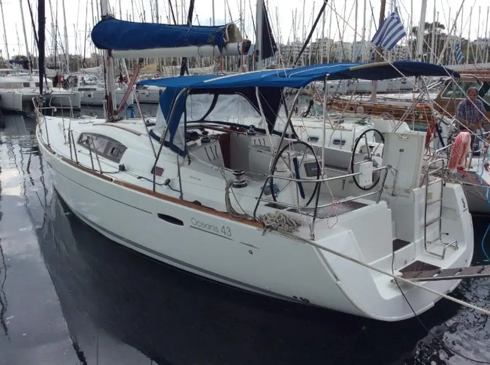Oceanis 43 Seacret in Athens, Alimos marina