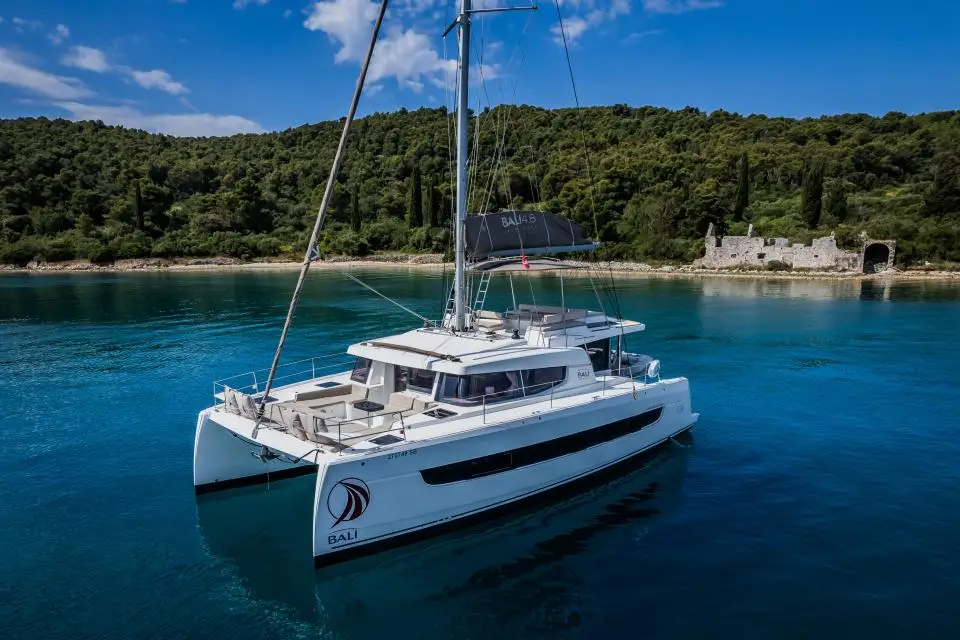 Bali 4.8 Esthera in Trogir, Yachtclub Seget (Marina Baotić)