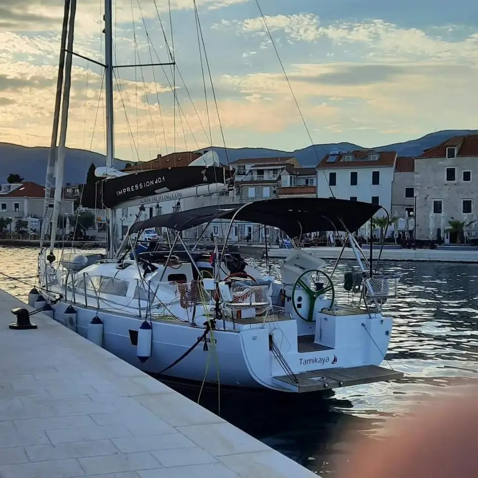 Elan Impression 40.1 Tamikaya in Marina Punat, Krk
