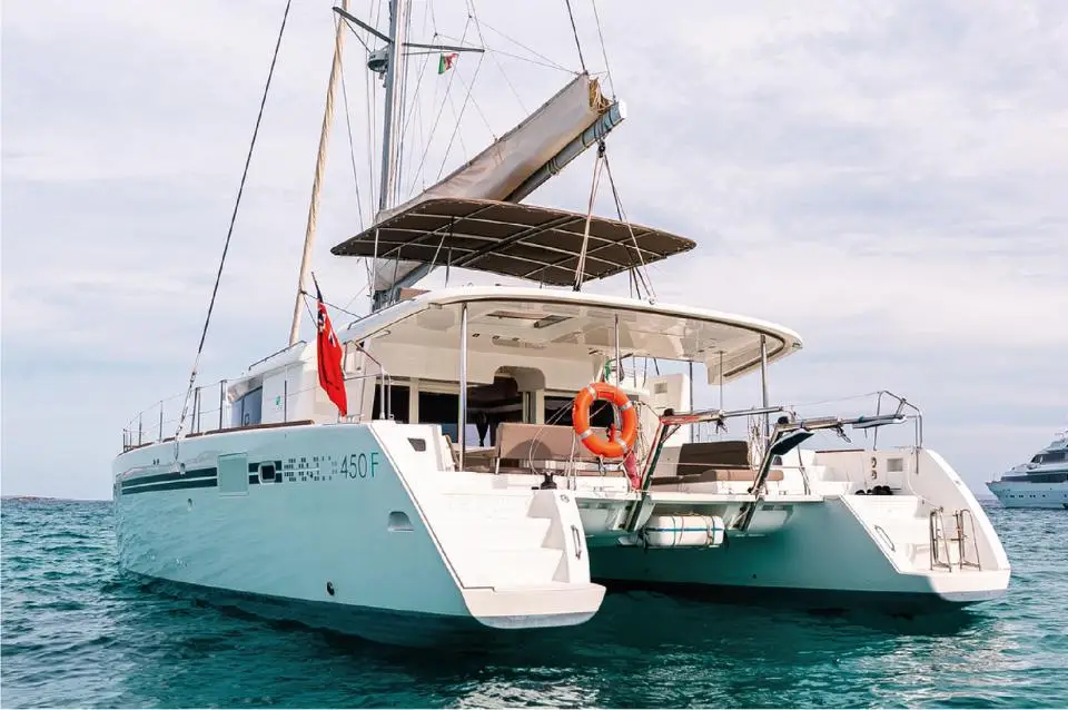 Lagoon 450 F Lluna in Ibiza, Club Nàutic Sant Antoni de Portmany