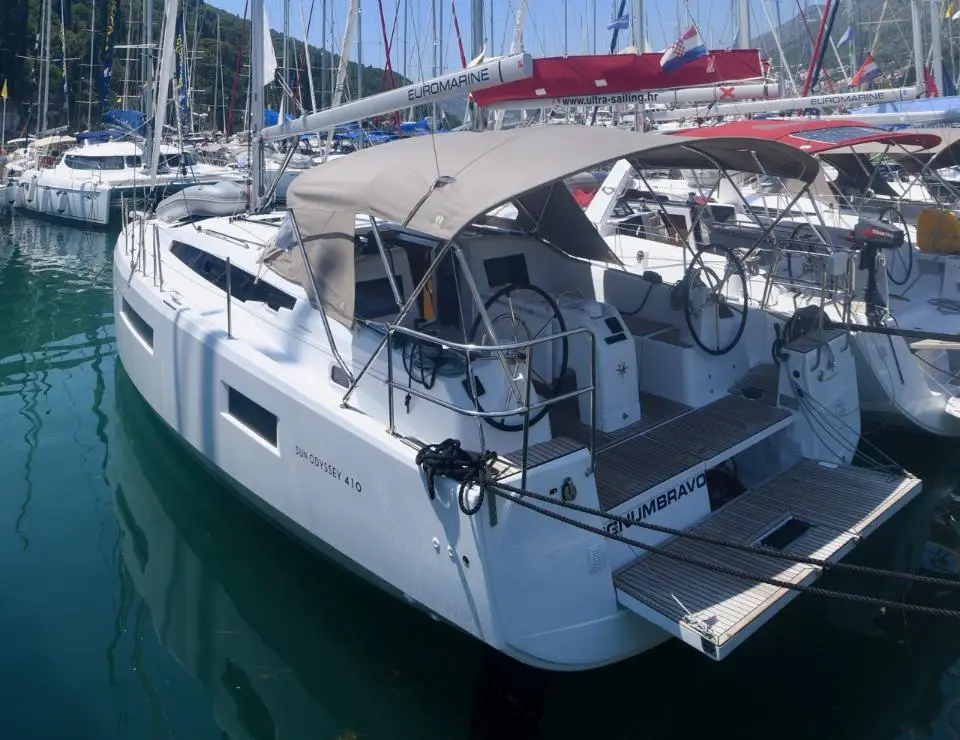 Sun Odyssey 410 Signum Bravo in Dubrovnik, Komolac, ACI Marina Dubrovnik