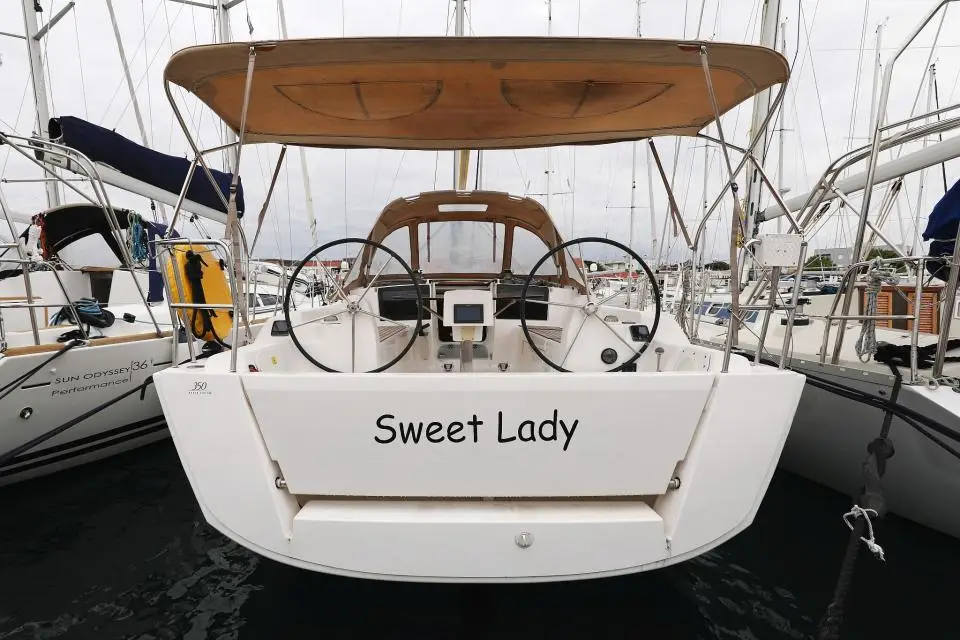Dufour 350 GL Sweet Lady in ACI Marina Vodice
