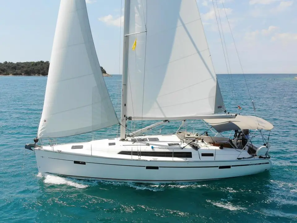 Bavaria Cruiser 41 Raven in Marina Tehnomont Veruda, Pula