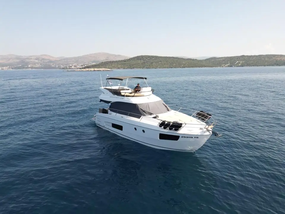 Bavaria Virtess 420 Fly Lana in Trogir, Marina Trogir (ex.SCT)
