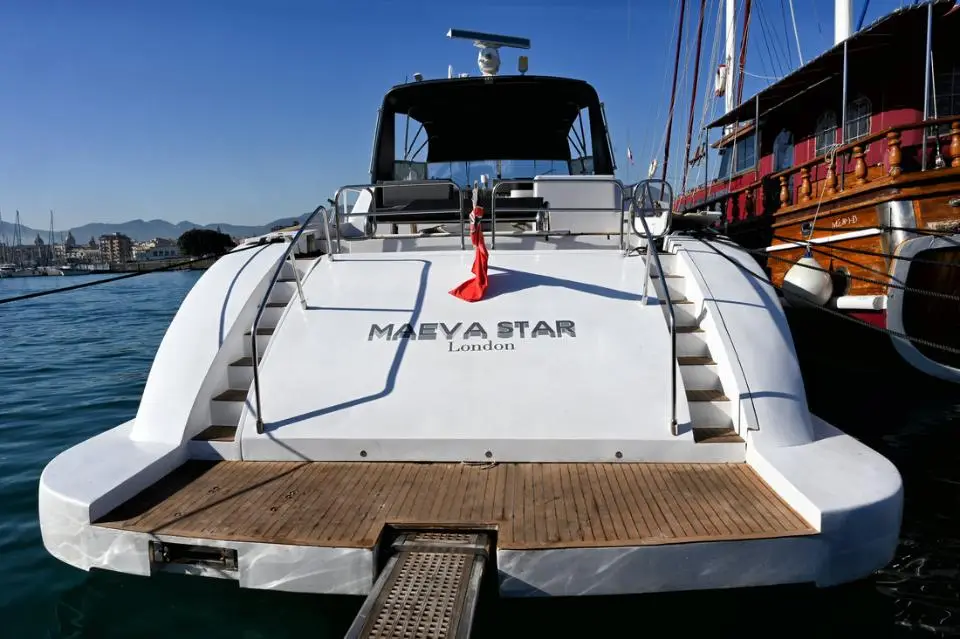 Leopard 23 Maeva Star in Marina Poseidon, Milazzo