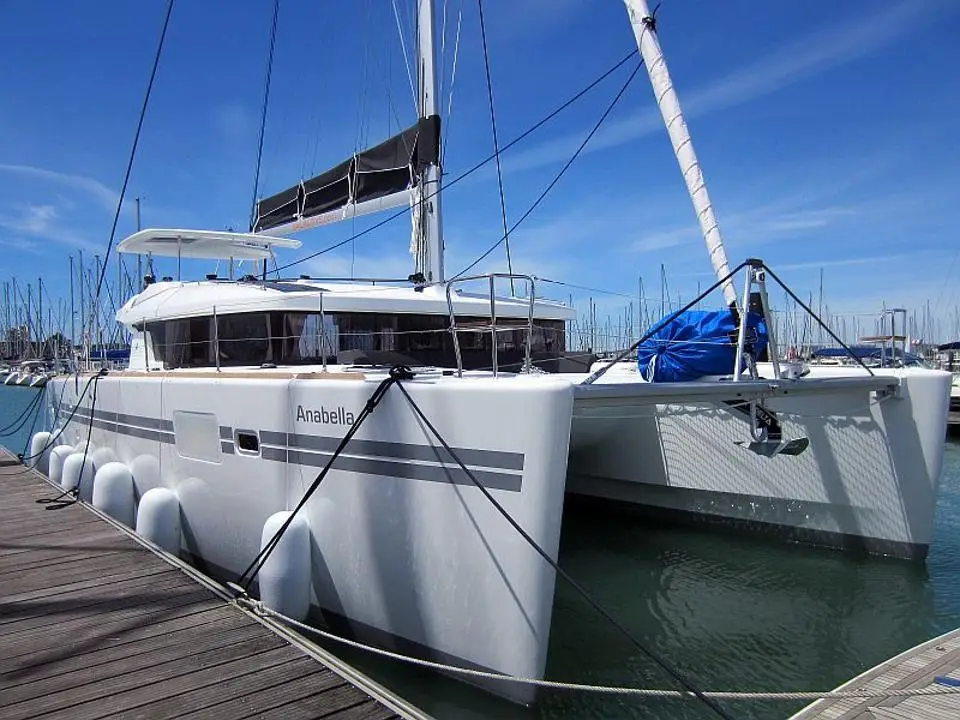 Lagoon 450 Anabella in Palma de Mallorca, La Lonja