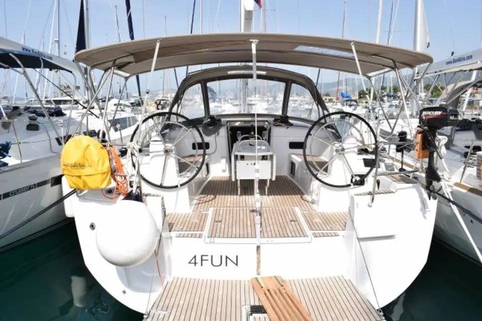 Sun Odyssey 519 4Fun in Marina Kastela