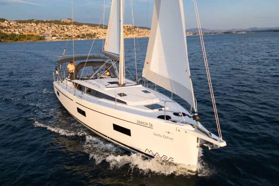 Bavaria C42 Vento Estivo in Marina Mandalina, Sibenik