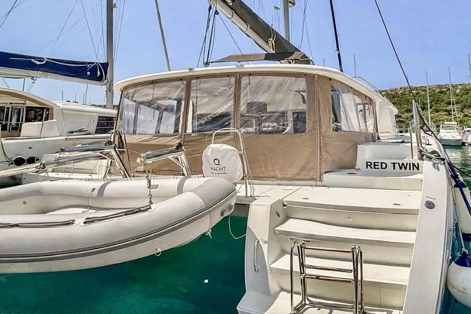 Lagoon 450 F Red Twin in Marina Kremik, Primosten