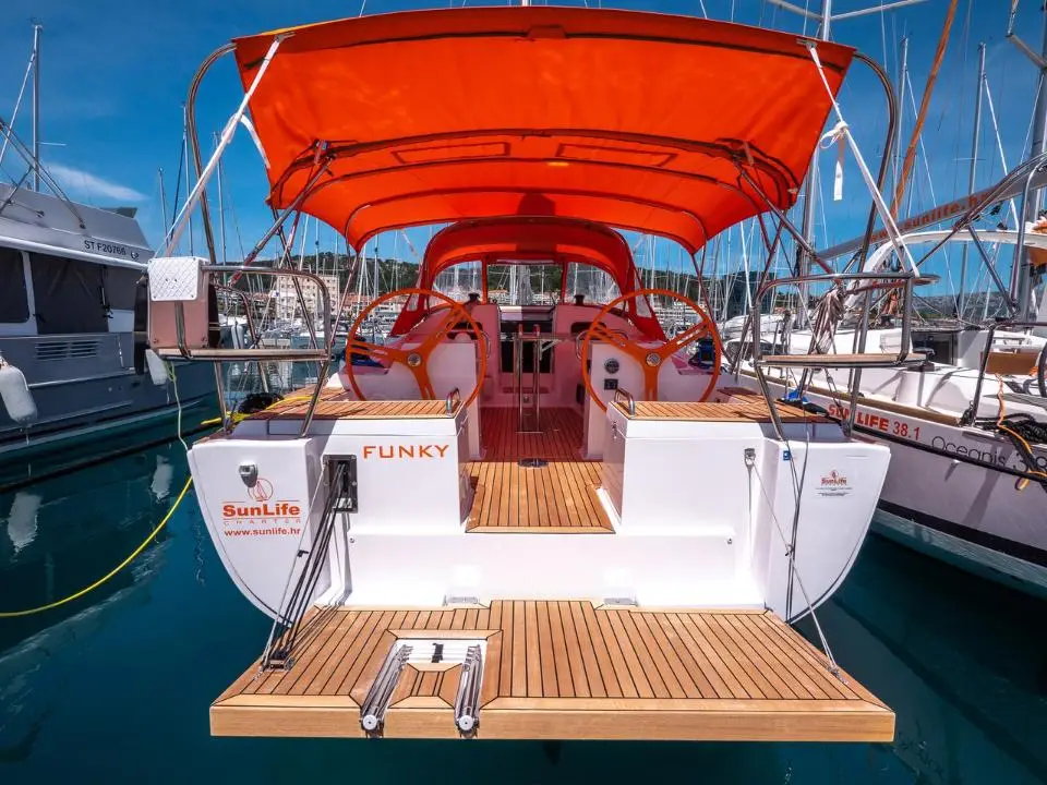 Elan Impression 40.1 Funky in ACI Marina Split