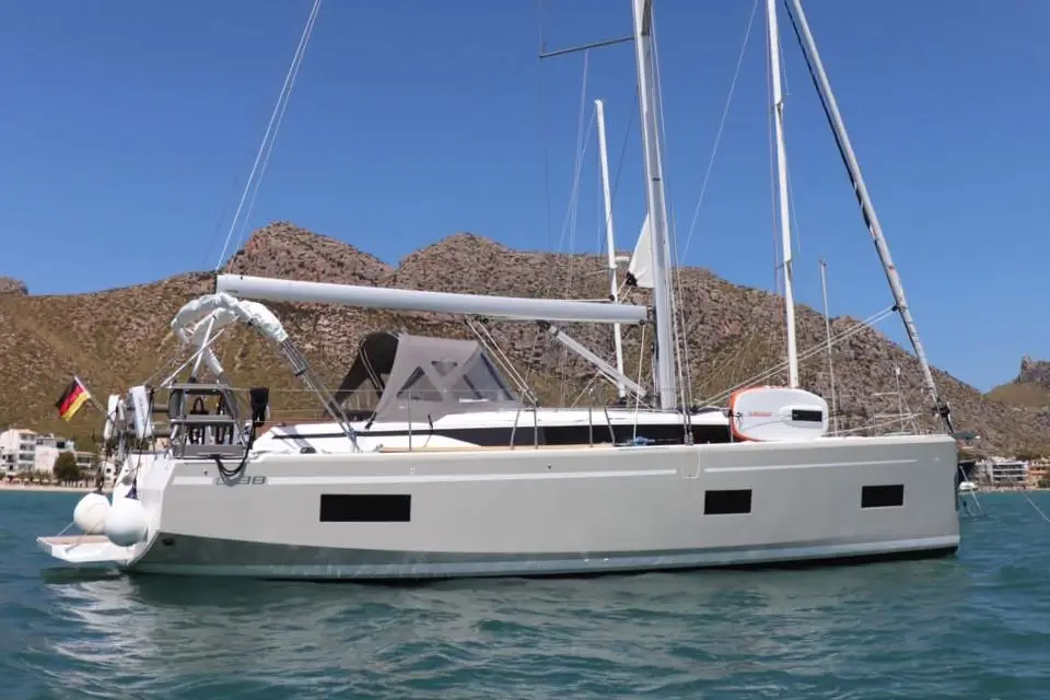 Bavaria C38 Levante in Palma de Mallorca, Marina Naviera Balear