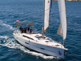 Dufour 460 GL | Athi | Marina Pirovac