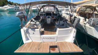Sun Odyssey 389 Amadeus