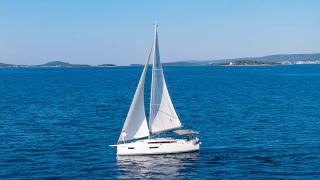 Sun Odyssey 380 Dobrila