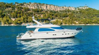 Yaretti 2210 Happy3 in ACI Marina Split