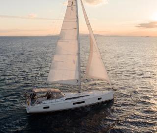 Oceanis 51.1 - 5 + 1 cab. | Viennastar | Athens, Alimos marina