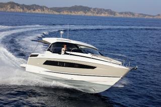 Jeanneau NC 33 Feel the Beat in Barth, Yachtwerft Ramin