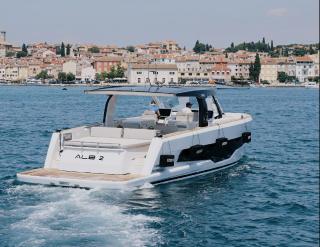 Fjord 53 XL | Alb 2 | Marina Lav - Podstrana