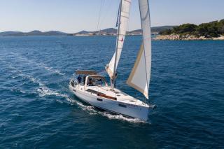Oceanis 41.1 | Oriole | Marina Pirovac