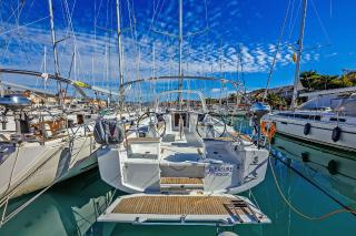 Oceanis 38.1 | Pleasure | ACI Marina Trogir