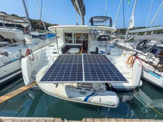 Lagoon 40 Blue
