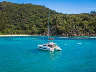 Bali 4.3 - 4 + 2 cab. | Antares | Seychelles, Mahe, Eden Island Marina