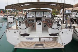 Sun Odyssey 410 - 3 cab. | Konstantinos | Lefkada, Nydri, Armonia Hotel