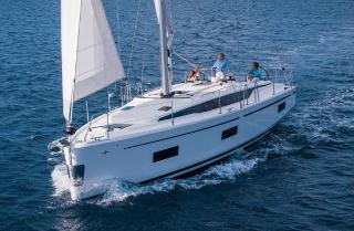 Bavaria C42 | Bella | Palairos