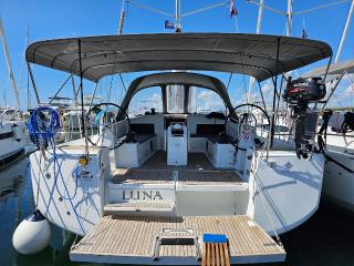 Sun Odyssey 490 Luna