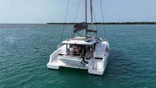 Bali 4.2 | Tamboo | Bahamas, Abacos, Boat Harbour Marina
