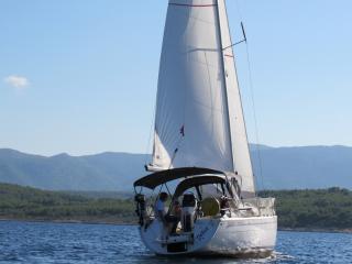 Bavaria 31 Cruiser | Jelsa | Marina Zenta, Split