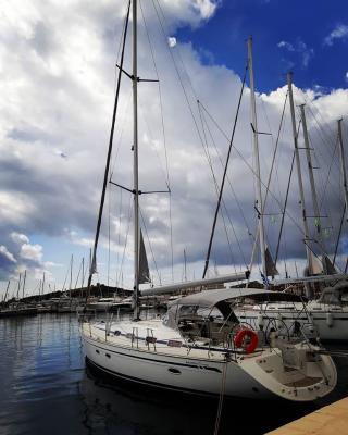Bavaria 50 Cruiser | Giola | Limenas Port Thassos