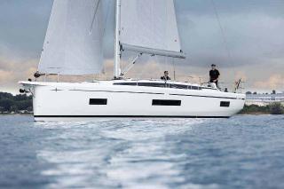 Bavaria C46 - 4 cab. | Sealark | Golfo Aranci Marina Dell’Isola