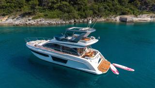 Azimut 53 Fly White
