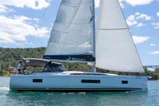 Oceanis 51.1 - 5 + 1 cab. | First Friendship | ACI Marina Skradin