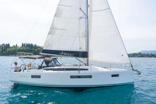 Sun Odyssey 410 - 3 cab. | Zheng Yi Sao (郑一嫂) | Athens, Alimos marina