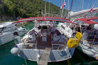 Oceanis 38.1 | Luce | Dubrovnik, Komolac, ACI Marina Dubrovnik