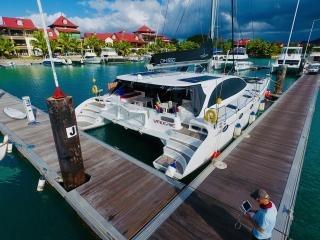 Sea-Tribe DH550 | Valerie | Seychelles, Mahe