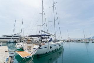 Bavaria C57 Holiday Blue Beyond