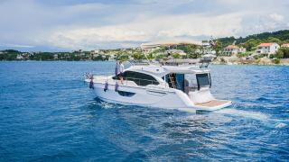Sessa Fly 47 Stardust