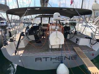 More 55 Athene in Marina Kastela