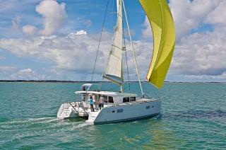 Lagoon 400 S2 Ana