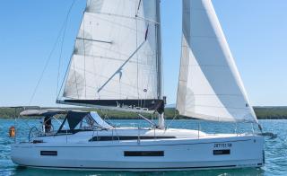 Oceanis 40.1 - 3 cab. | First Passion | ACI Marina Skradin
