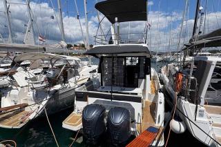 Merry Fisher 1095 Fly | Solea | Murter, ACI Marina Jezera