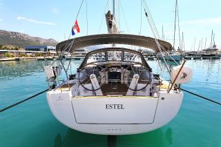 Hanse 418 Estel in Marina Kastela