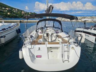 Oceanis 34 | Finia | ACI Marina Opatija, Icici