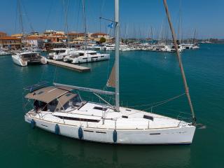 Sun Odyssey 439 | Kalypso | Lefkas main port